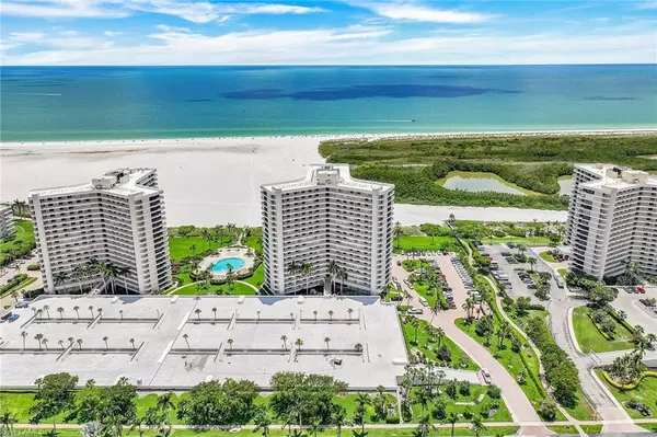 Marco Island, FL 34145,320 Seaview CT #310