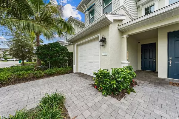 Naples, FL 34112,6959 Avalon CIR #1703