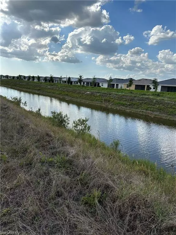 Lehigh Acres, FL 33971,7500 Ruth AVE N