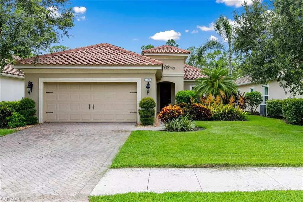 Naples, FL 34120,3687 Canopy CIR