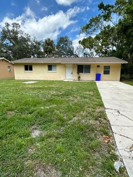 303 Detroit AVE, Fort Myers, FL 33905