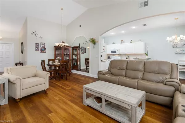 Naples, FL 34104,7416 Berkshire Pines DR