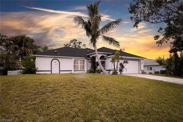 812 SW 13th AVE, Cape Coral, FL 33991