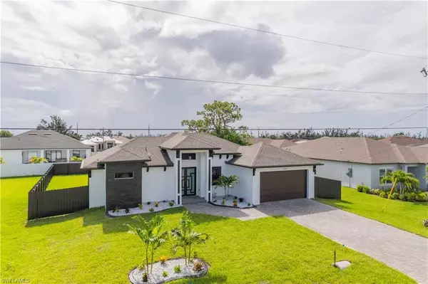 Cape Coral, FL 33991,223 SW 25th PL