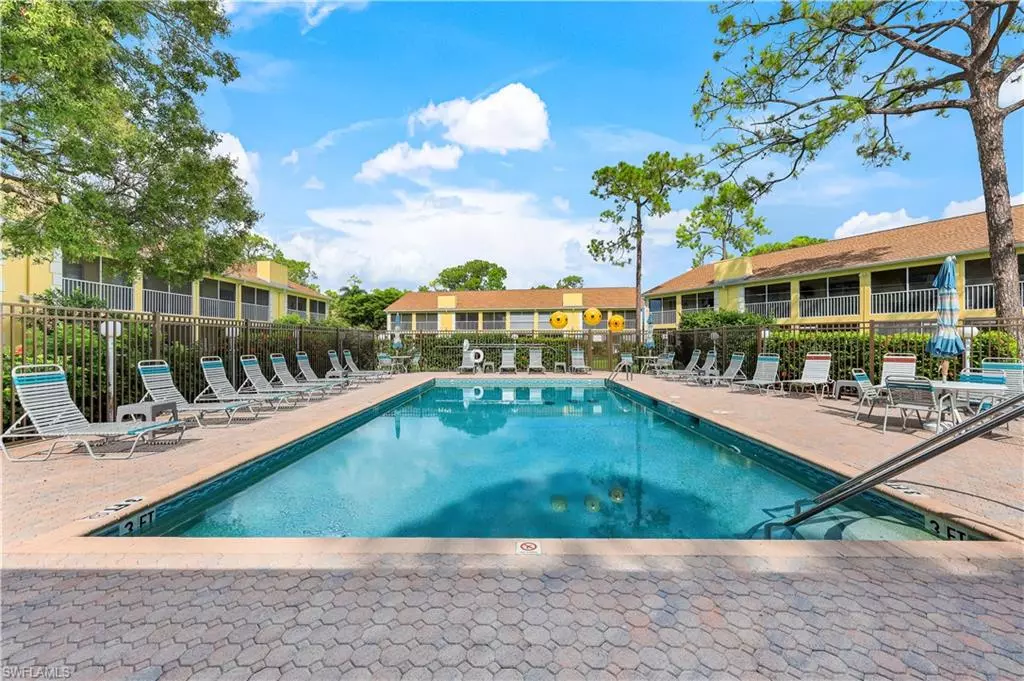 Naples, FL 34112,2706 Kings Lake BLVD #102