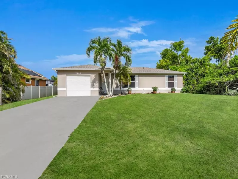 2103 NE 13th PL, Cape Coral, FL 33909