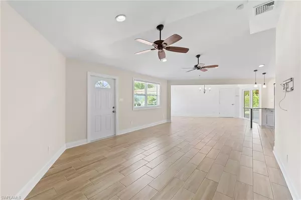 Bonita Springs, FL 34135,9792 Tonya CT