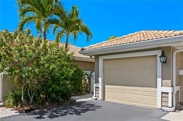 Naples, FL 34110,418 Emerald Bay CIR #C2