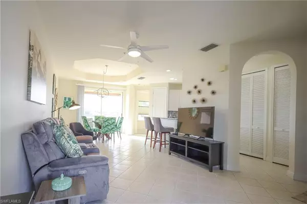 Naples, FL 34110,1420 Sweetwater CV #203