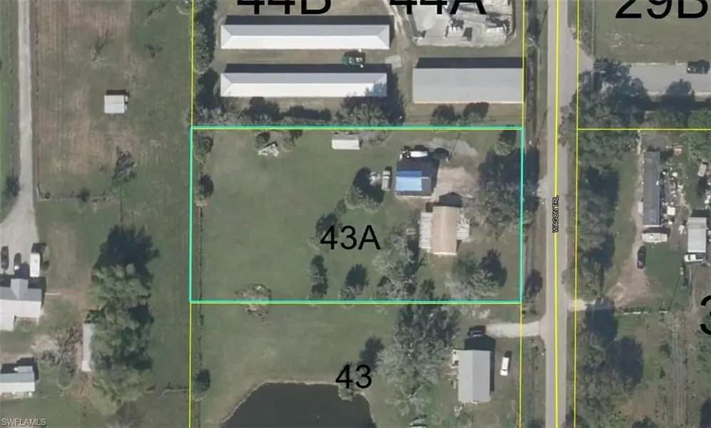 1080 Wagon TRL, Moore Haven, FL 33471