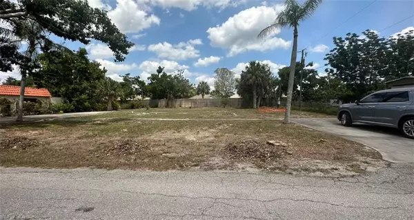 Estero, FL 33928,21201 Cypress Park CIR