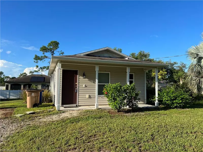 3817 18th ST W, Lehigh Acres, FL 33971