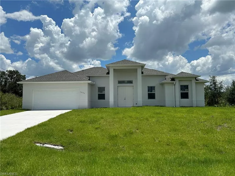 3005 26th ST W, Lehigh Acres, FL 33971