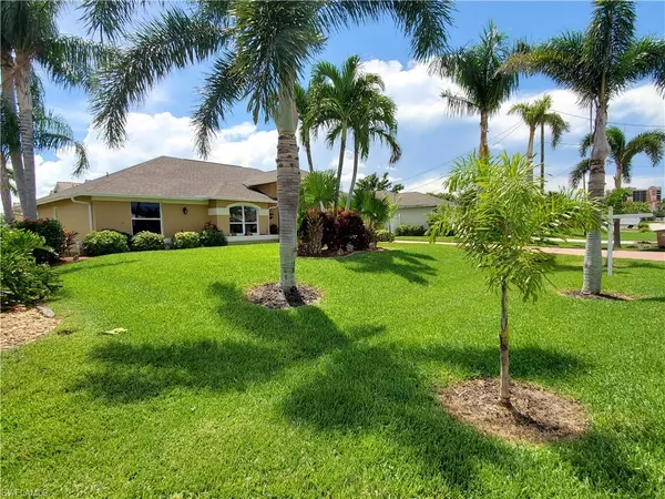 Cape Coral, FL 33914,5325 SW 16th PL