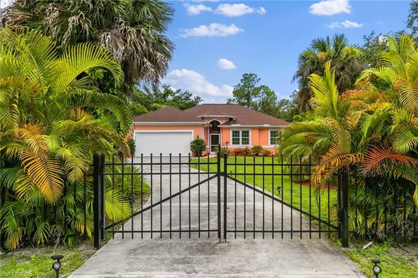 5680 Napa Woods WAY, Naples, FL 34116