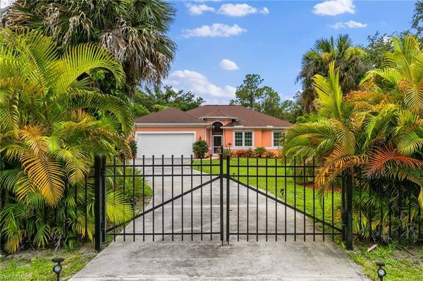 5680 Napa Woods WAY, Naples, FL 34116