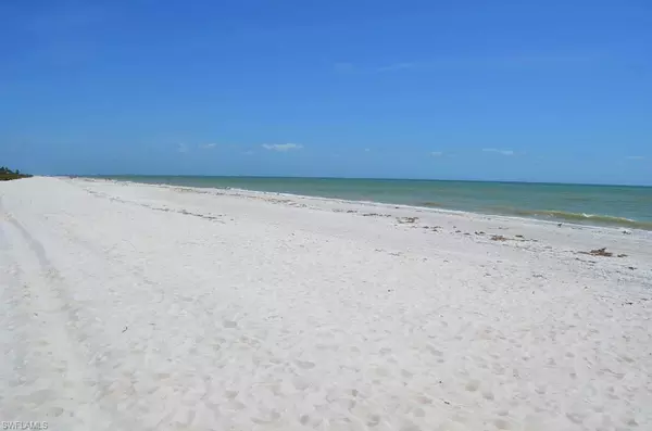 Sanibel, FL 33957,1605 Middle Gulf DR #204