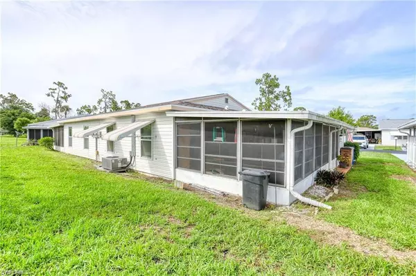 Lehigh Acres, FL 33936,10 Desert Candle CIR