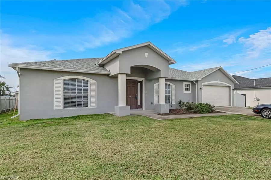 306 SW 13th AVE, Cape Coral, FL 33991