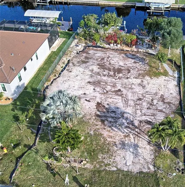 Cape Coral, FL 33914,127 SW 52nd TER