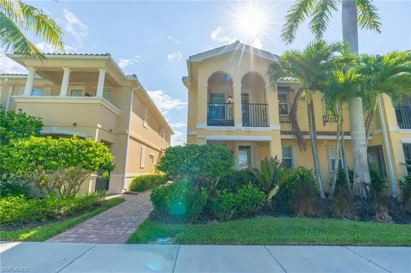 Naples, FL 34114,8156 Josefa WAY