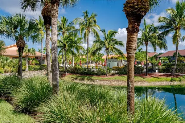 Naples, FL 34114,6770 Beach Resort DR #9