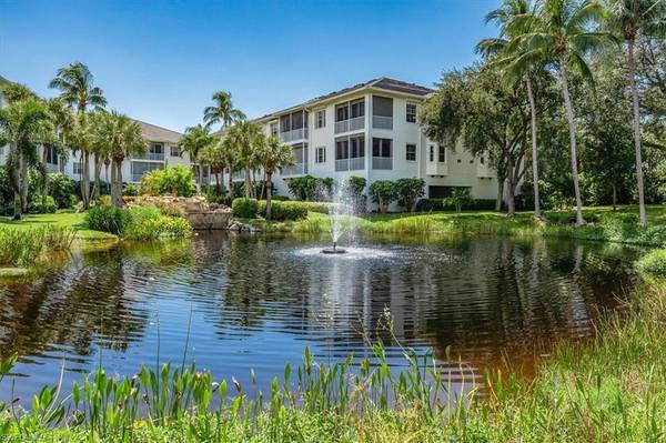 831 Sailaway LN #201, Naples, FL 34108