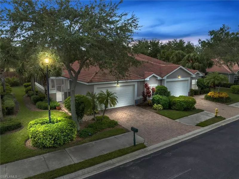 3915 Recreation LN, Naples, FL 34116