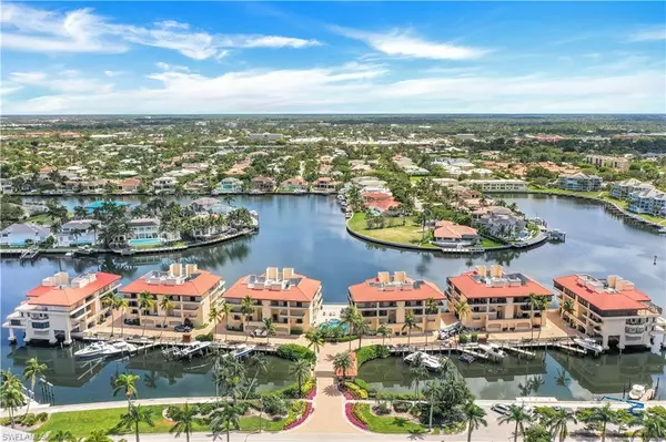 Naples, FL 34103,4400 Gulf Shore BLVD N #1-101