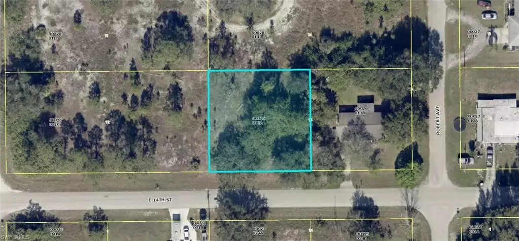 2405 E 14th ST, Lehigh Acres, FL 33972