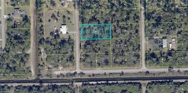 2004 Hamilton AVE, Alva, FL 33920