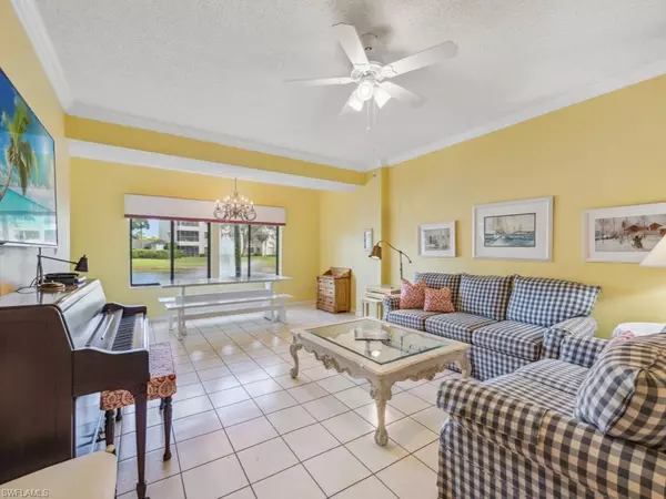 Naples, FL 34110,201 Arbor Lake DR #2-104