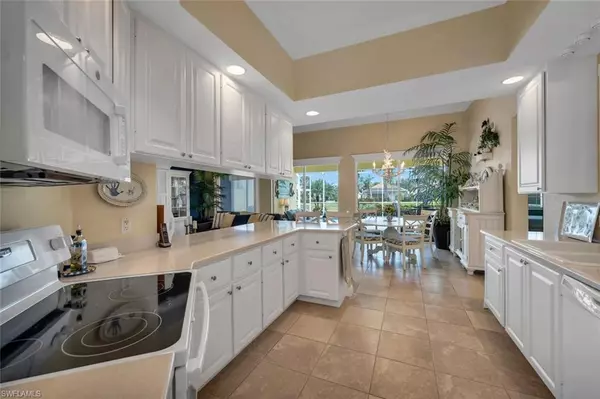 Naples, FL 34114,8017 Wilfredo CT