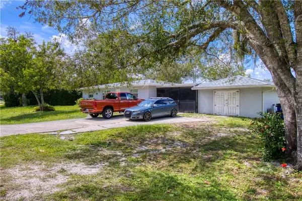 Fort Myers, FL 33905,13862 5th ST