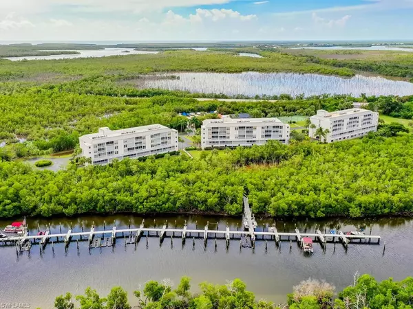 Marco Island, FL 34145,100 Stevens Landing DR #304