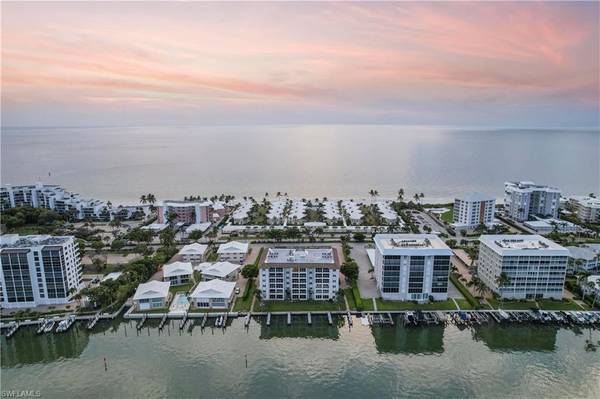 2600 Gulf Shore BLVD N #26, Naples, FL 34103