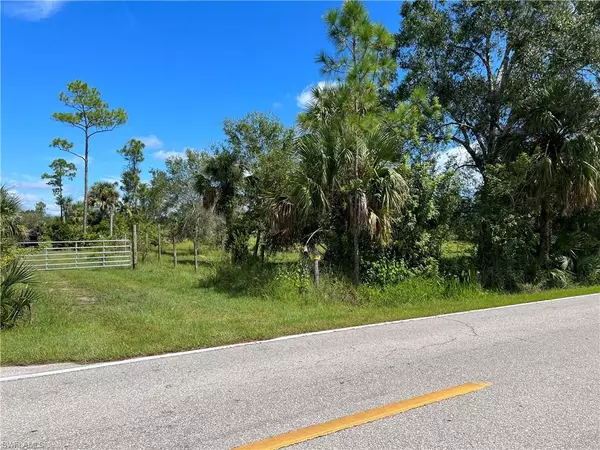 6811 Rich RD, North Fort Myers, FL 33917