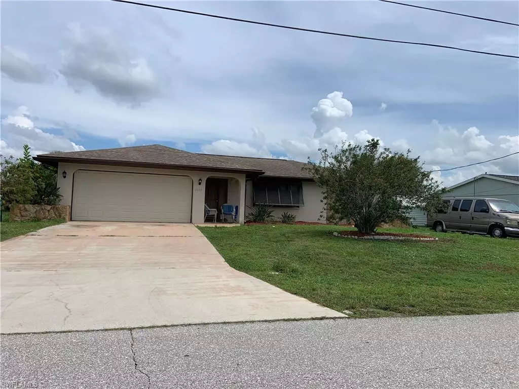 Port Charlotte, FL 33952,3432 Middletown ST