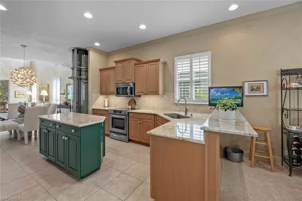 Naples, FL 34109,9174 Troon Lakes DR