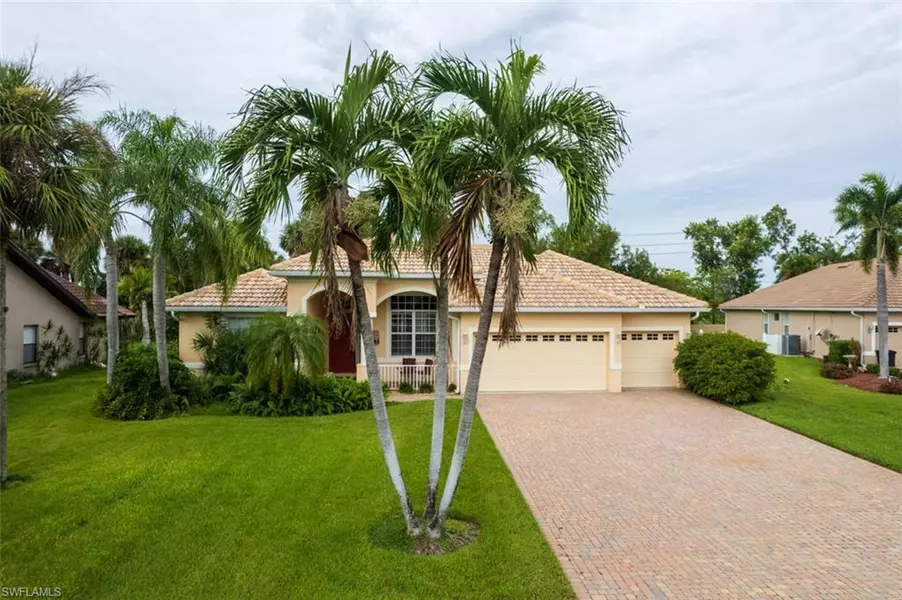 9926 Mar Largo CIR, Fort Myers, FL 33919