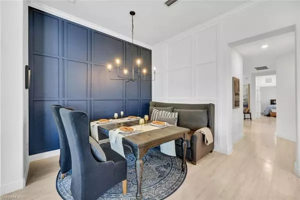 16352 Viansa WAY #201 Naples, FL 34110