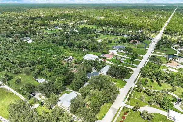 Naples, FL 34117,981 13th ST SW