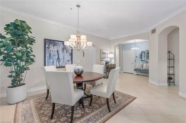 Naples, FL 34109,2858 TIBURON BLVD E #102