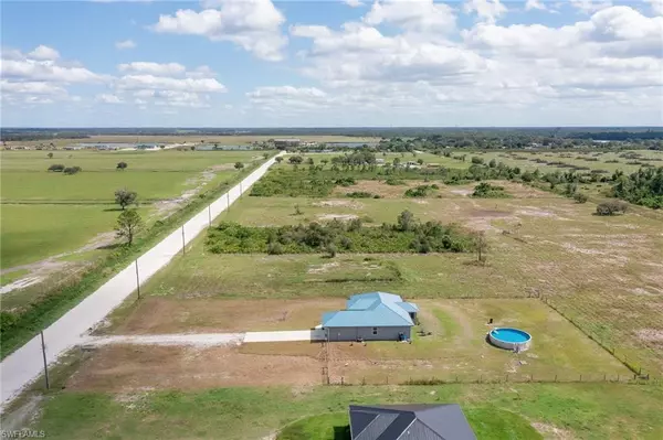 Labelle, FL 33935,1260 Wren ST