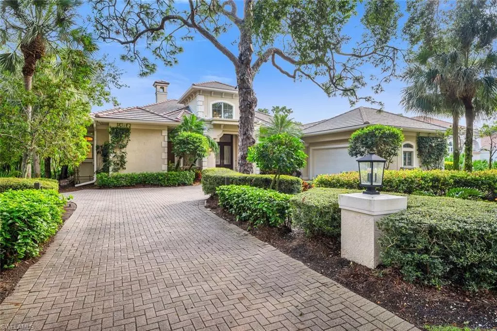 Naples, FL 34110,999 Barcarmil WAY