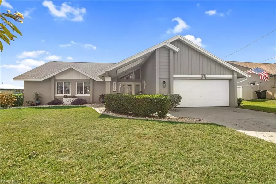 1726 SE 2nd ST, Cape Coral, FL 33990