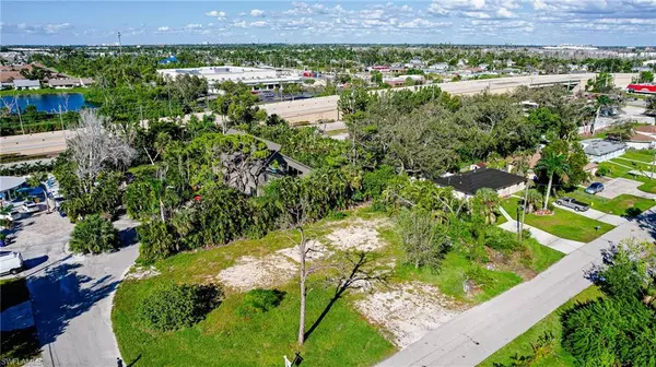 Fort Myers Beach, FL 33931,17234/236 Whitewater CT