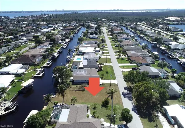 Cape Coral, FL 33914,5235 SW 3rd AVE