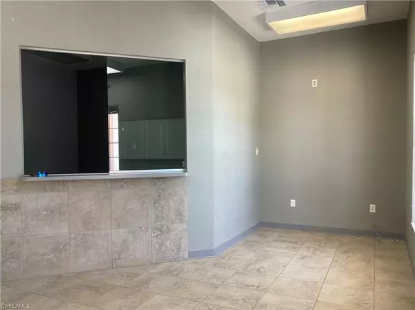 Port Charlotte, FL 33953,1032 Tamiami TRL #1