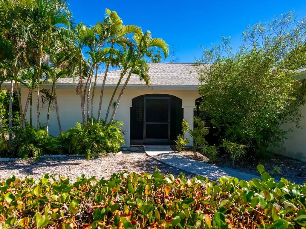 Sanibel, FL 33957,1113 Skiff PL